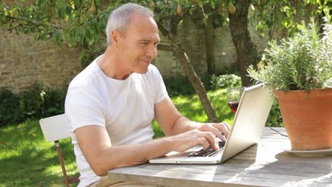 las-frases-mas-bonitas-para-email-y-whatsapp-dia-del-padre-email